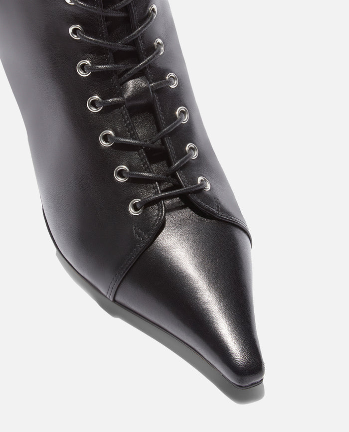 AEYDE With Heel Black Calf Leather