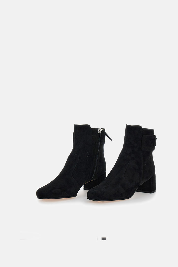 Roger Vivier Boots Black Goat Leather