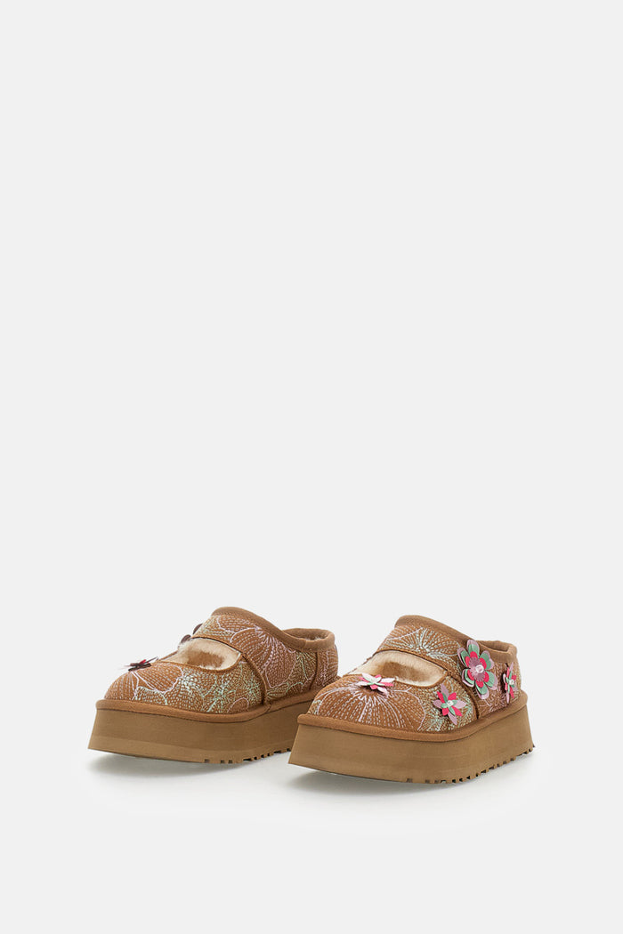 UGG Flat shoes MultiColour Leather