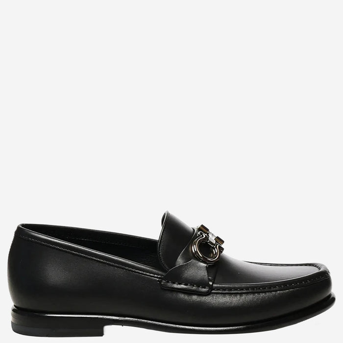 Salvatore Ferragamo Flat shoes Black Upper:calf