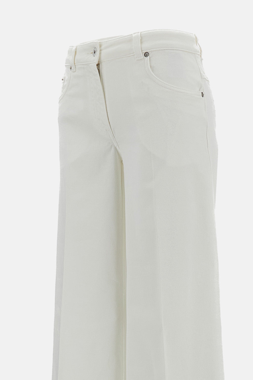 True Royal RTW White