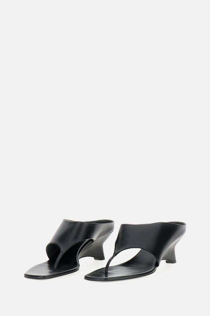 Khaite With Heel Black 100 % Pelle