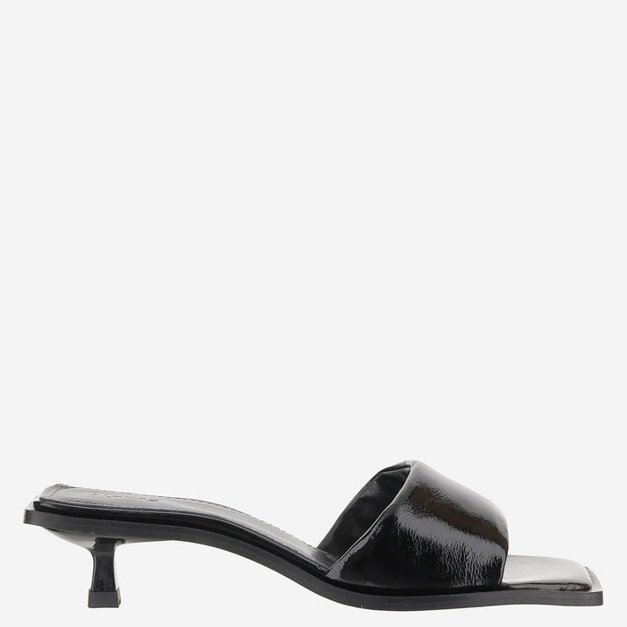ALOHAS With Heel Black Pelle