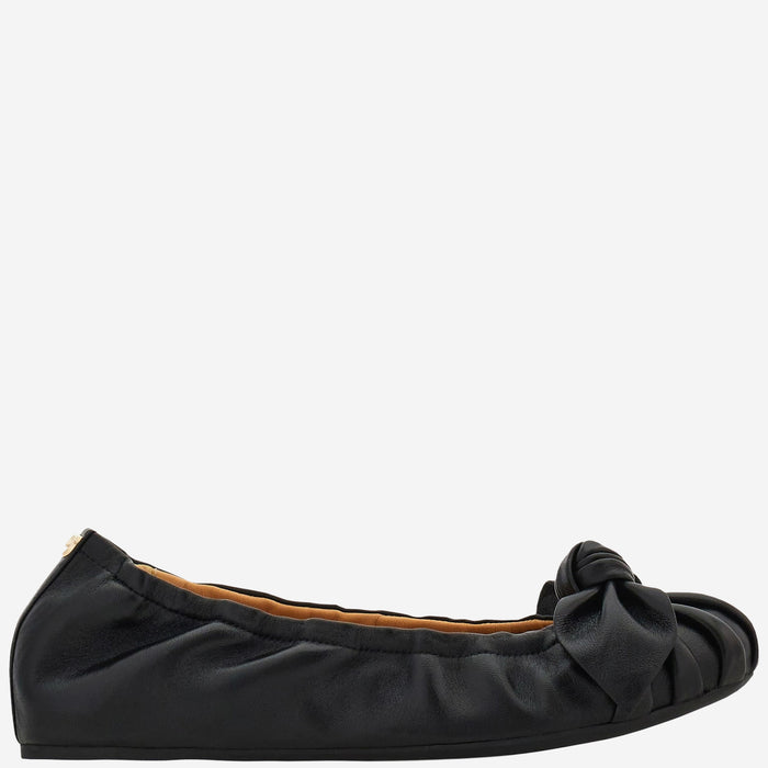 Salvatore Ferragamo Flat shoes Black
