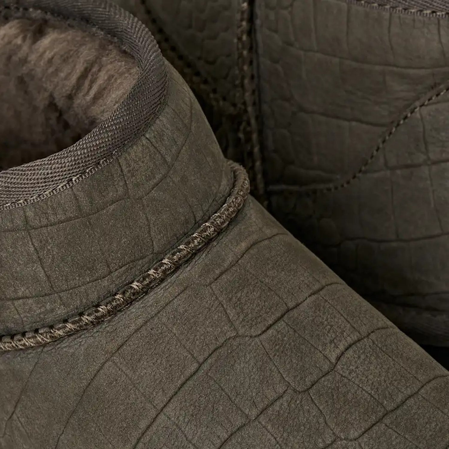 UGG Boots Grey Lana
