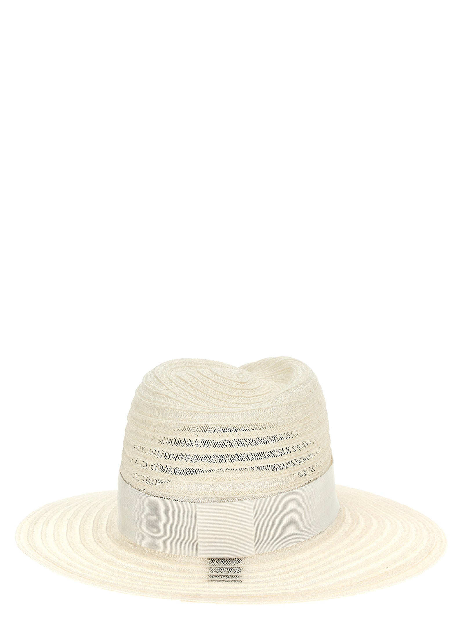 Virginie hat White Hemp