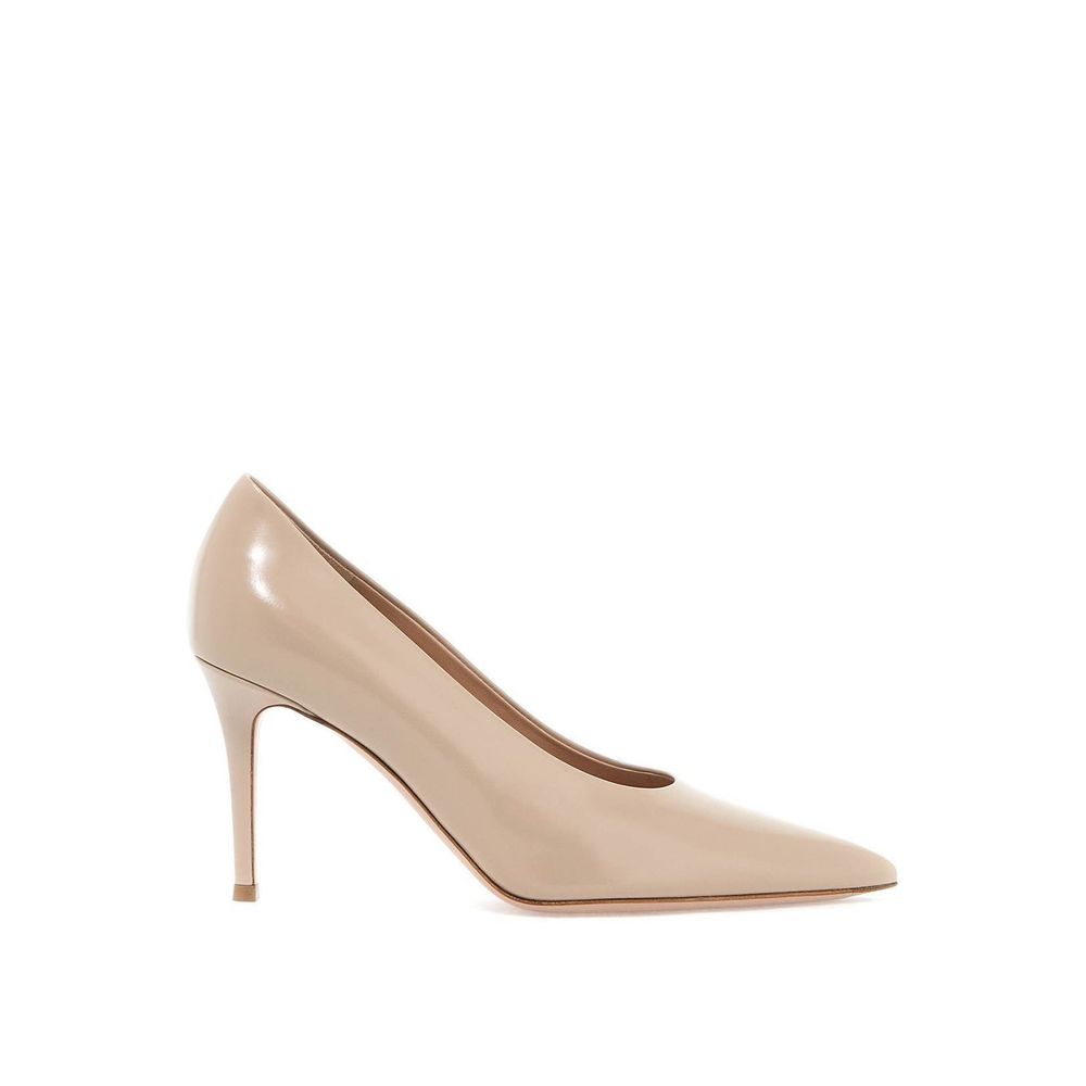 Gianvito Rossi 100% calf leather pump in beige