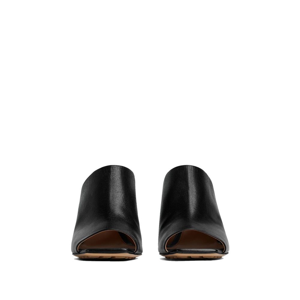 Bottega Veneta Upper: 100% Lamb Leather; Inner: 100% Leather; Insole: 100% Leather; Sole: 100% Rubber mule in black — view 2
