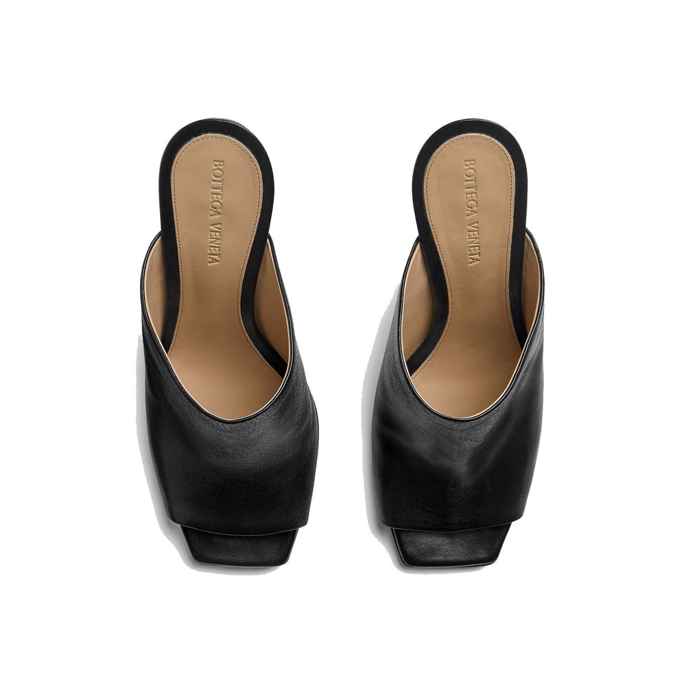 Bottega Veneta Upper: 100% Lamb Leather; Inner: 100% Leather; Insole: 100% Leather; Sole: 100% Rubber mule in black — view 4