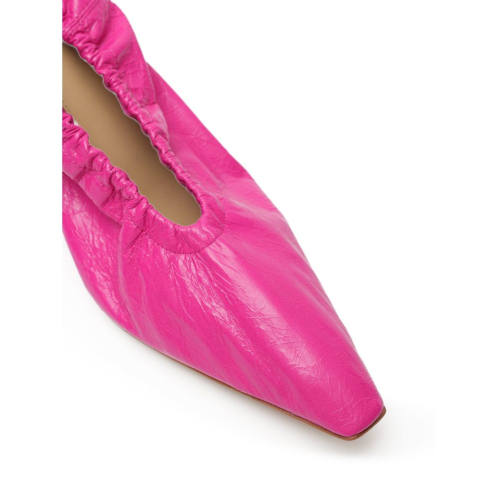Bottega Veneta pump in pink — view 5