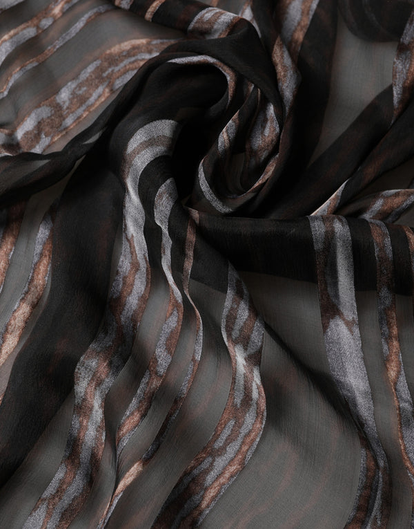Dolce & Gabbana 100% Silk shawl in black