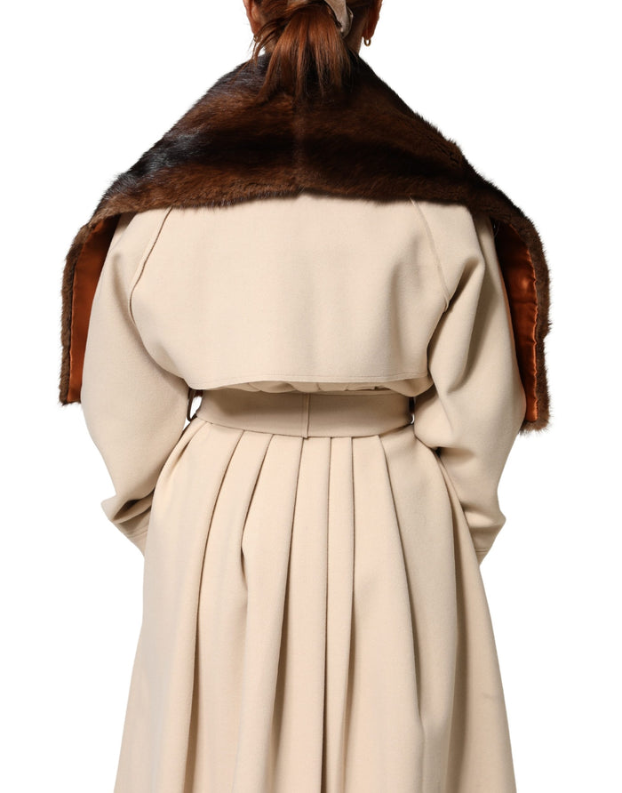 Dolce & Gabbana 100% Squirrel shawl in brown — view 2