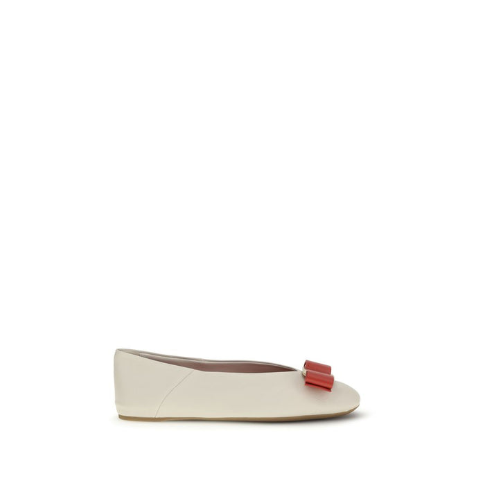 Ferragamo 100% Calf Leather Bos Taurus ballet flat in white