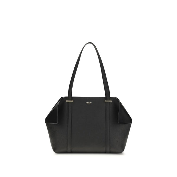 Ferragamo 100% Calf Leather Bos Taurus shoulder bag in black