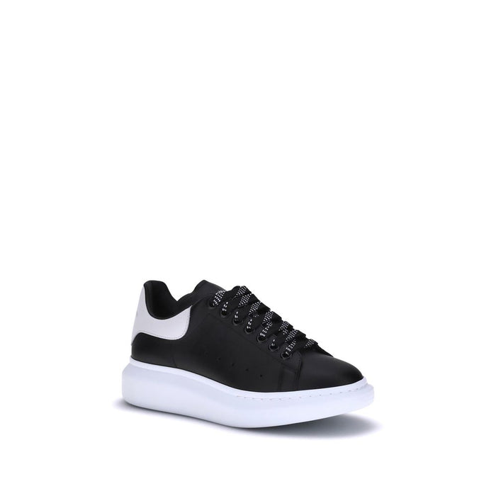Alexander McQueen Upper: 100% Calf Leather Bos Taurus; Sole: 100% Rubber sneaker in black — view 2