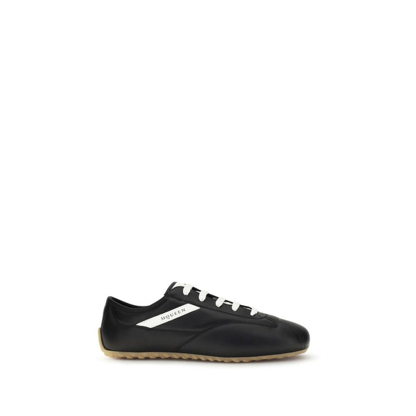 Alexander McQueen Upper 100% Calf Leather Bos Taurus sneaker in black