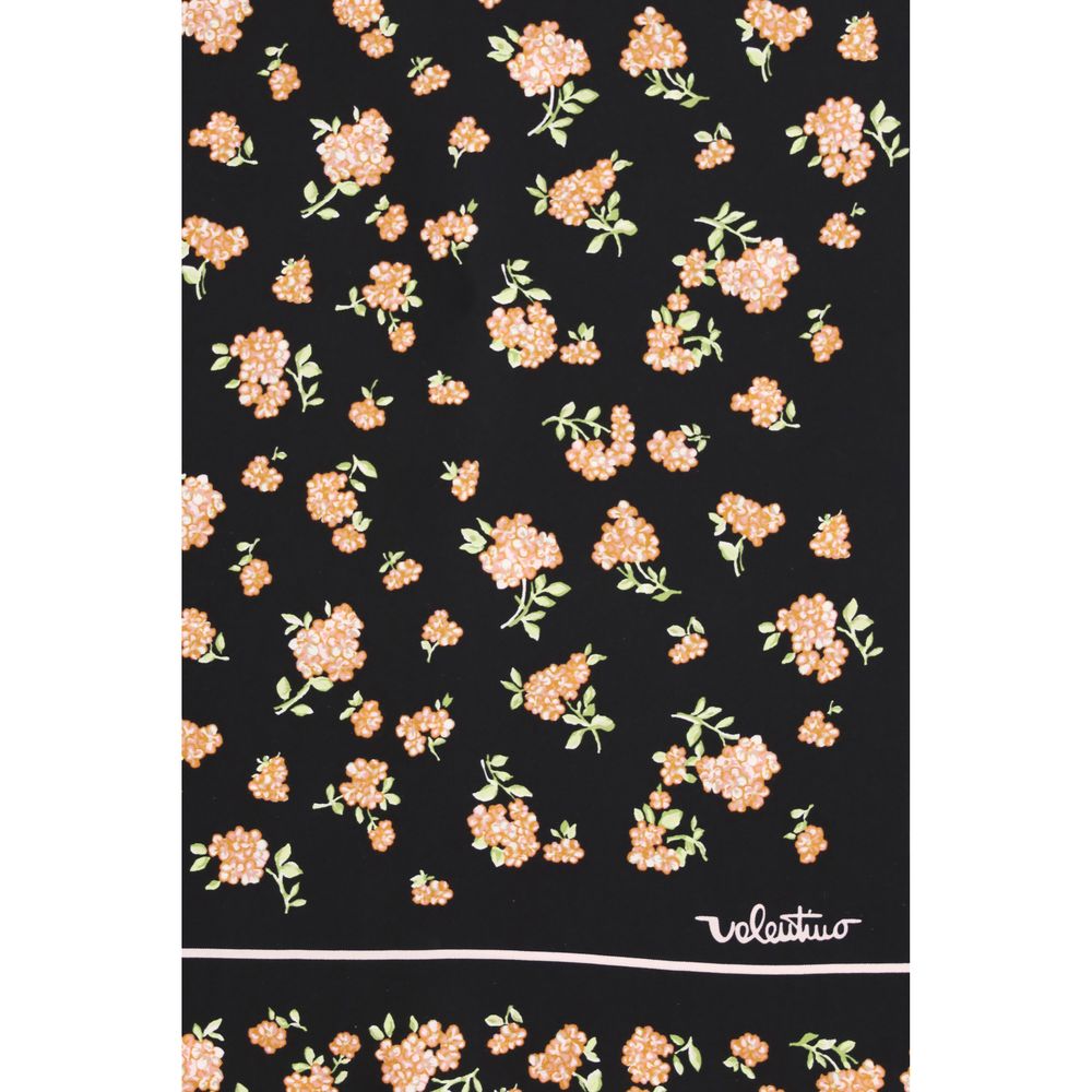 Valentino Garavani 100% Silk scarf in black — view 3
