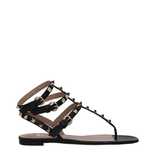 Valentino Garavani Leather sandal in black