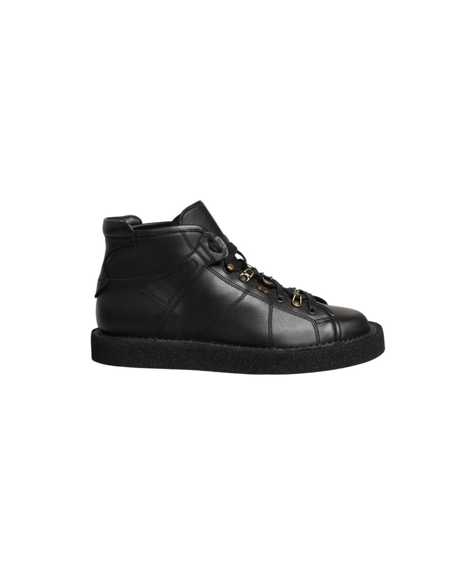 Dolce & Gabbana 100% Calf Leather; Lining: 76% Lamb Leather ankle boot in black