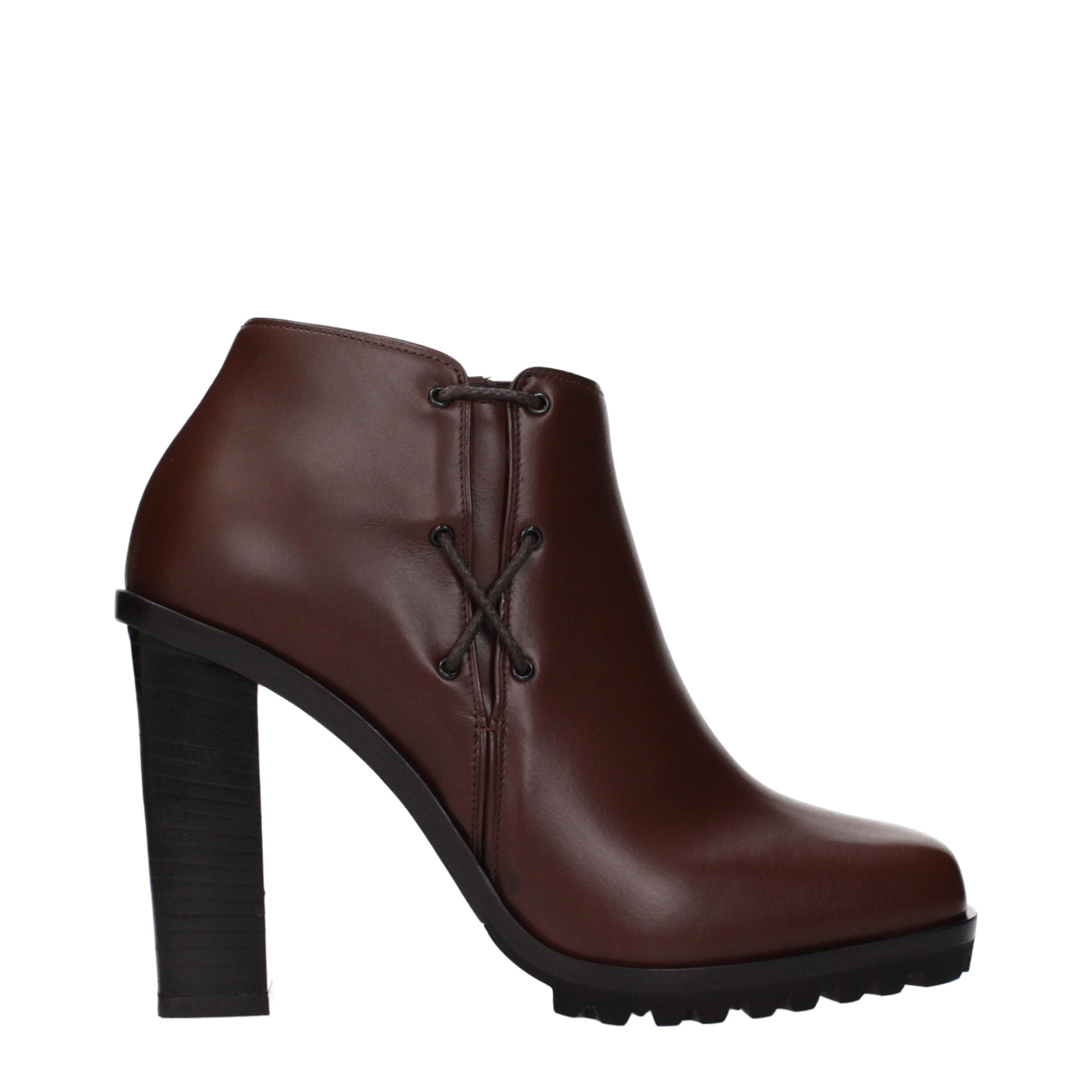 Max Mara Leather ankle boot in brown
