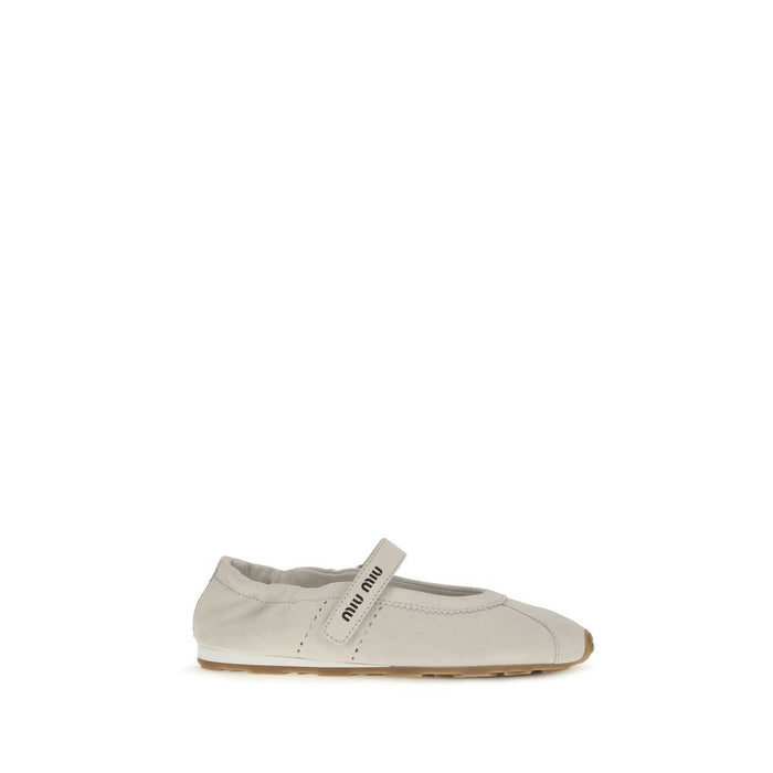 Miu Miu 100% Calf Leather Bos Taurus ballet flat in white