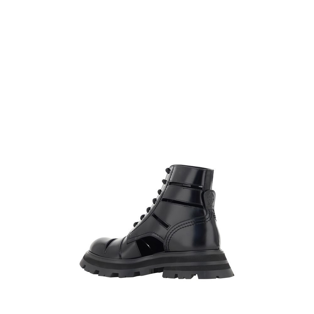 Alexander McQueen 100% Calf Leather Bos Taurus boots in black — view 3