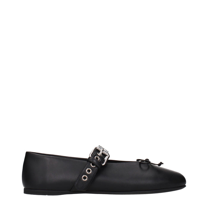 Miu Miu Leather flat in black