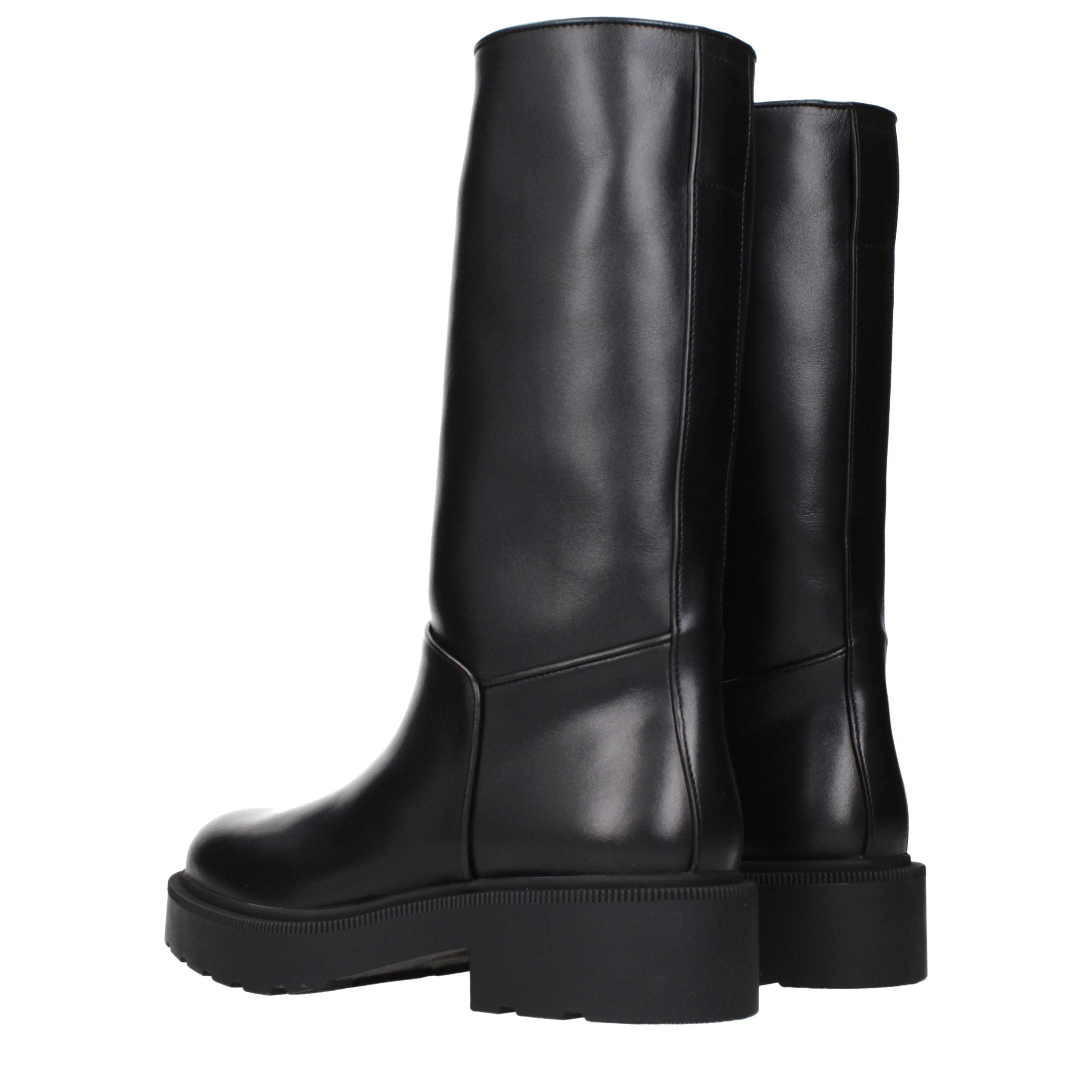 The Row boot in black — view 4