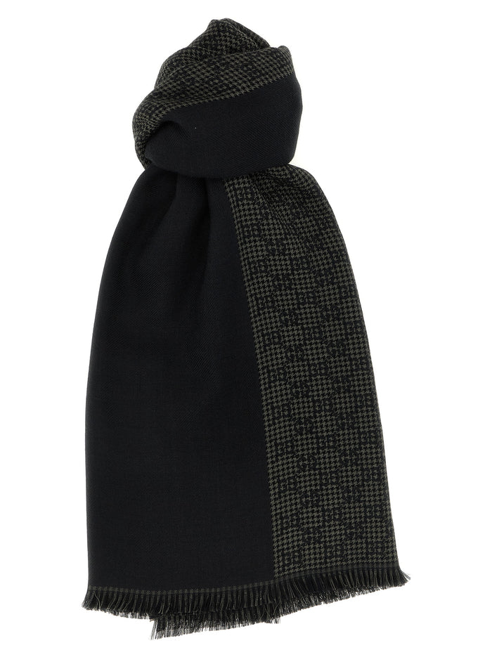 Gucci 50% silk scarf in black