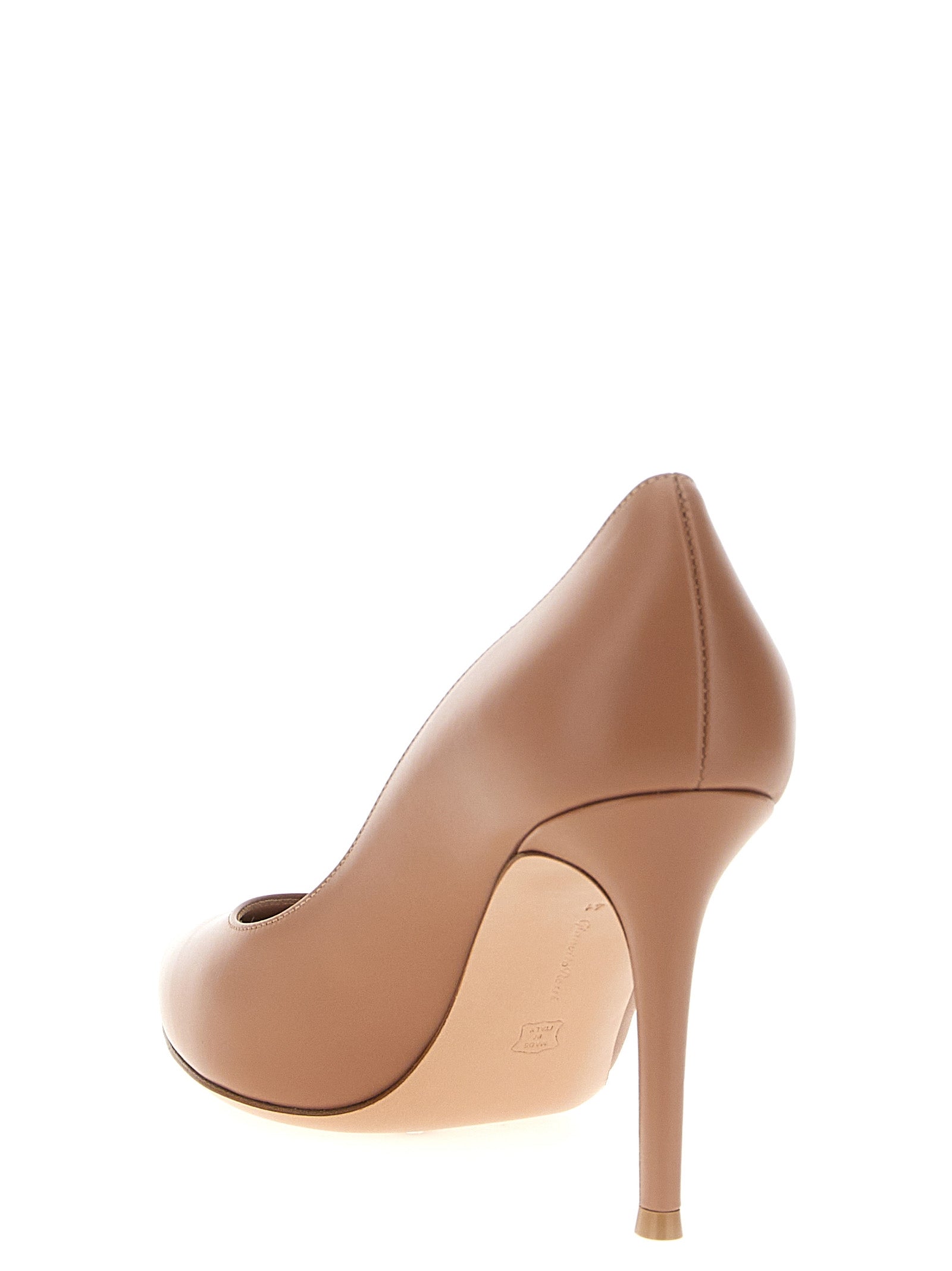 Gianvito Rossi 100% calf leather pump in beige — view 3
