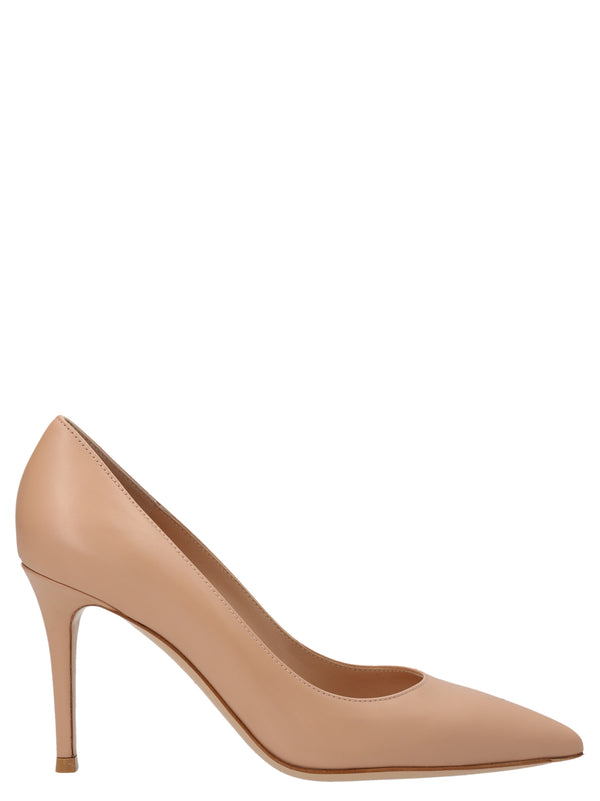 Gianvito Rossi 100% calfskin leather pump in beige