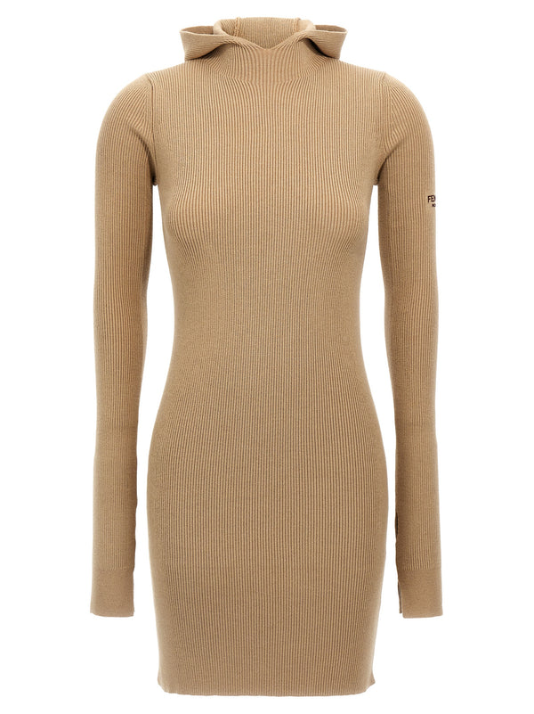 Fendi 70% wool sweater dress in beige