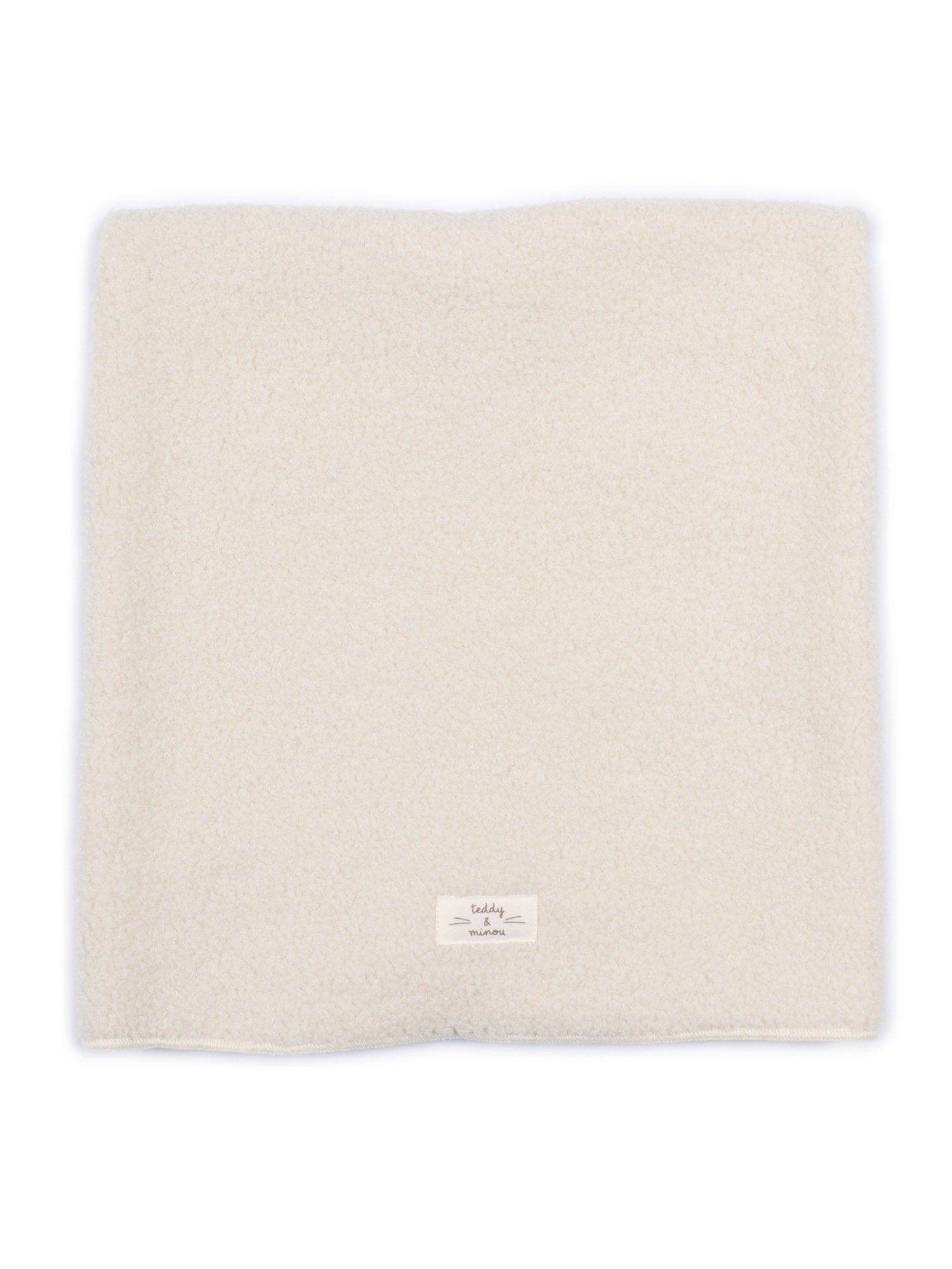 BLANKET White Polyester