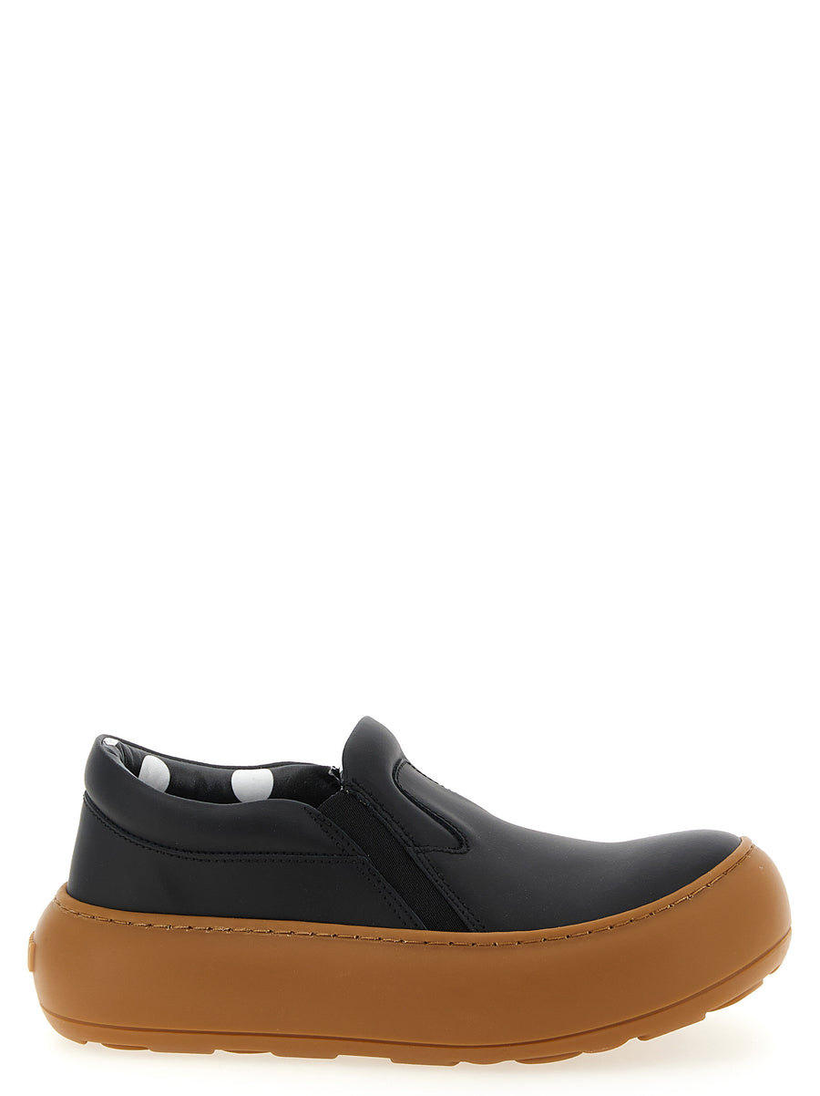 Moschino 100% Leather sneaker in black