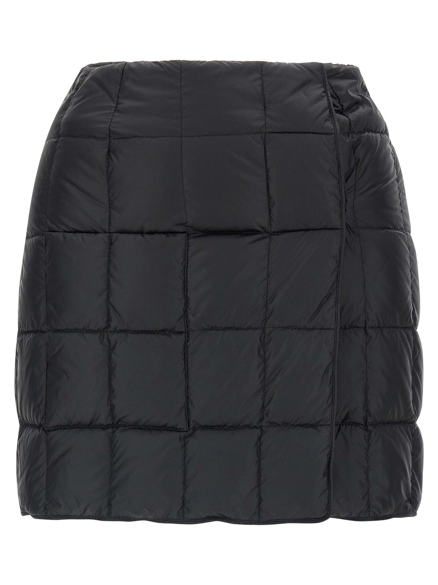 Ienki Ienki 100% nylon with goose down padding short trousers in black