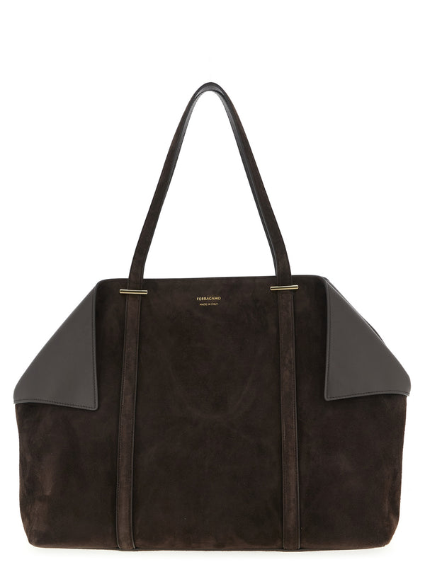 Ferragamo 95% goat leather shoulder bag in brown