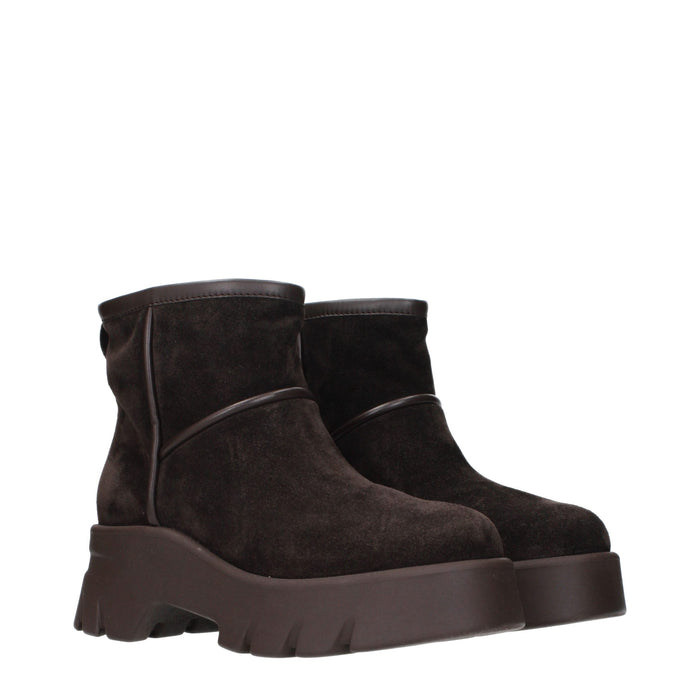 Gianvito Rossi Suede ankle boot in brown — view 2