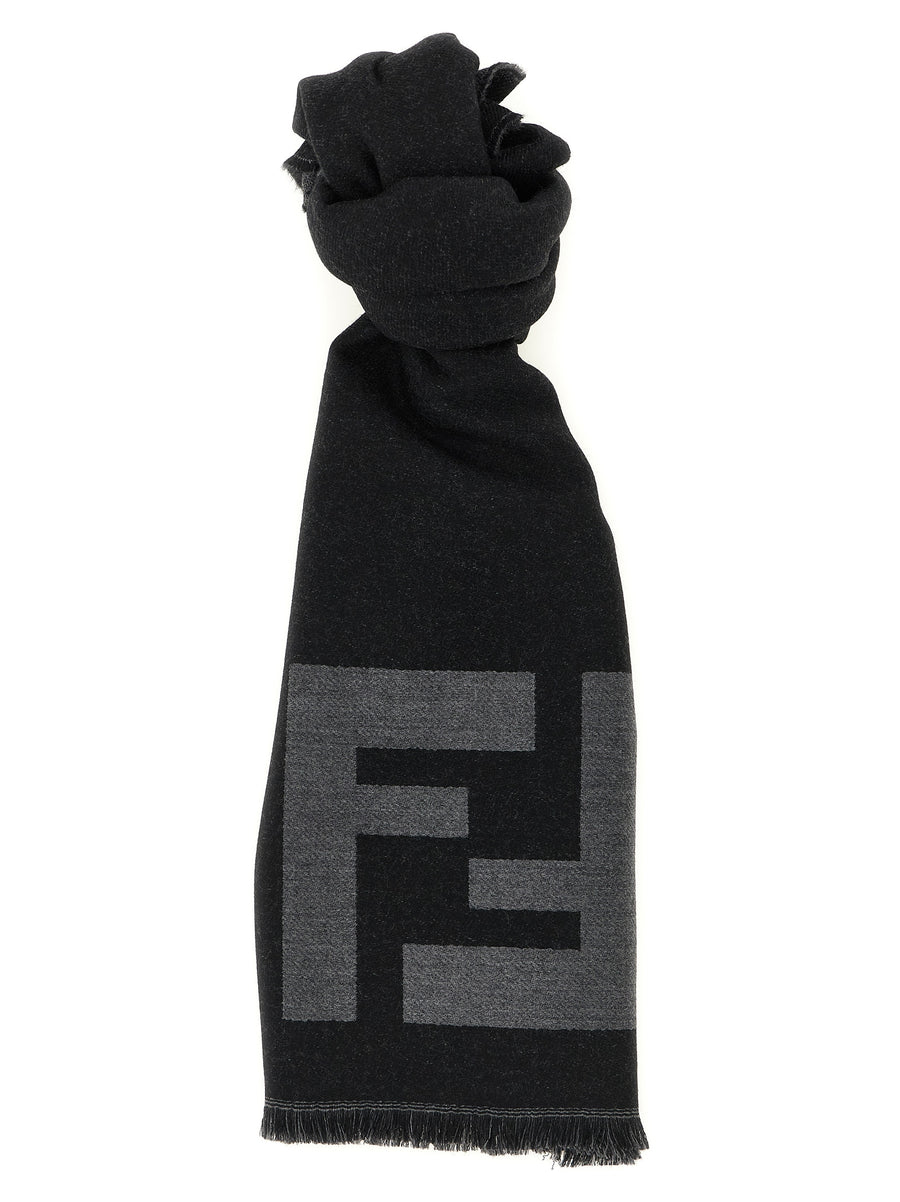 Fendi 100% virgin wool scarf in black
