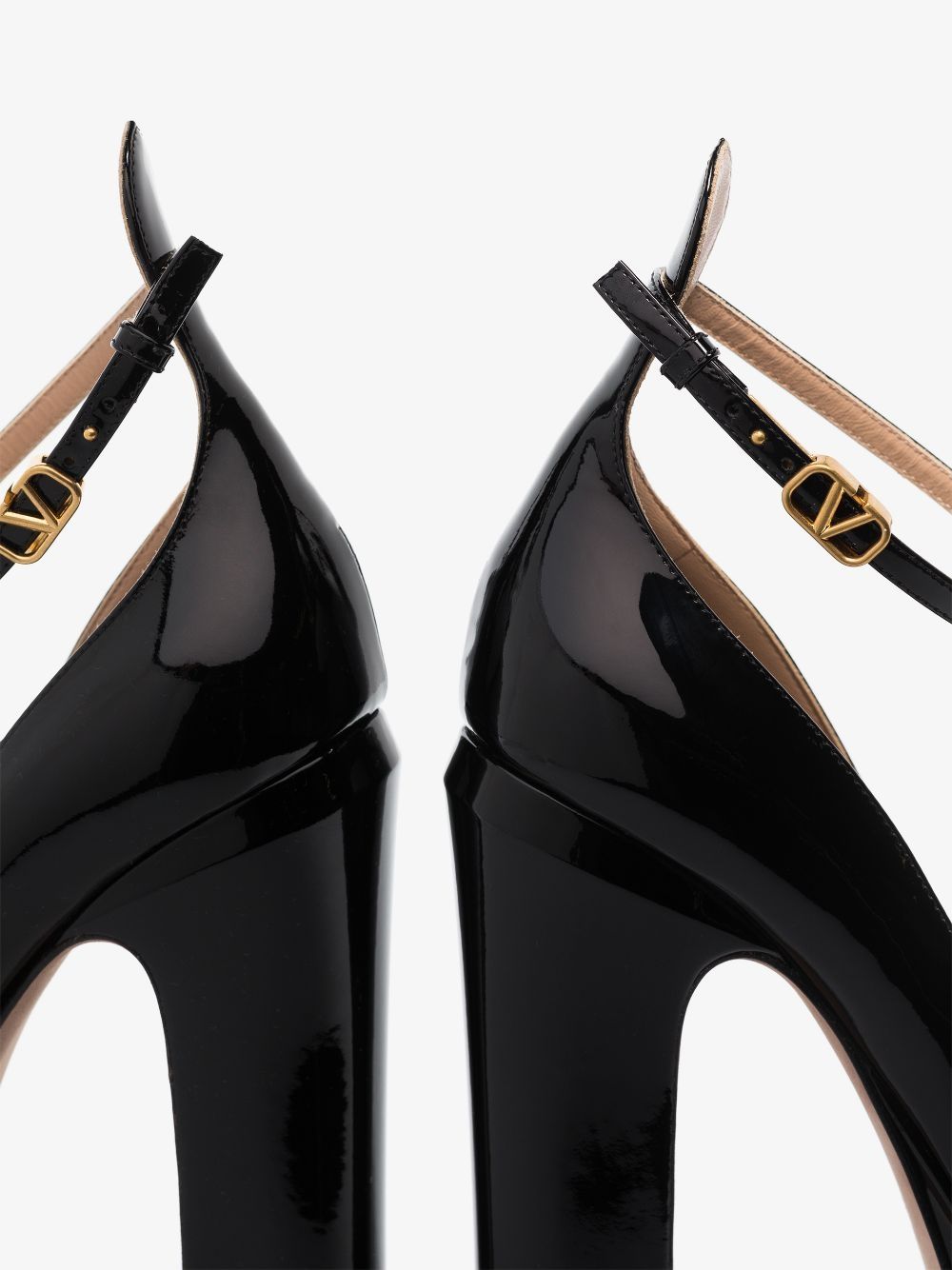 Valentino Garavani With Heel Black