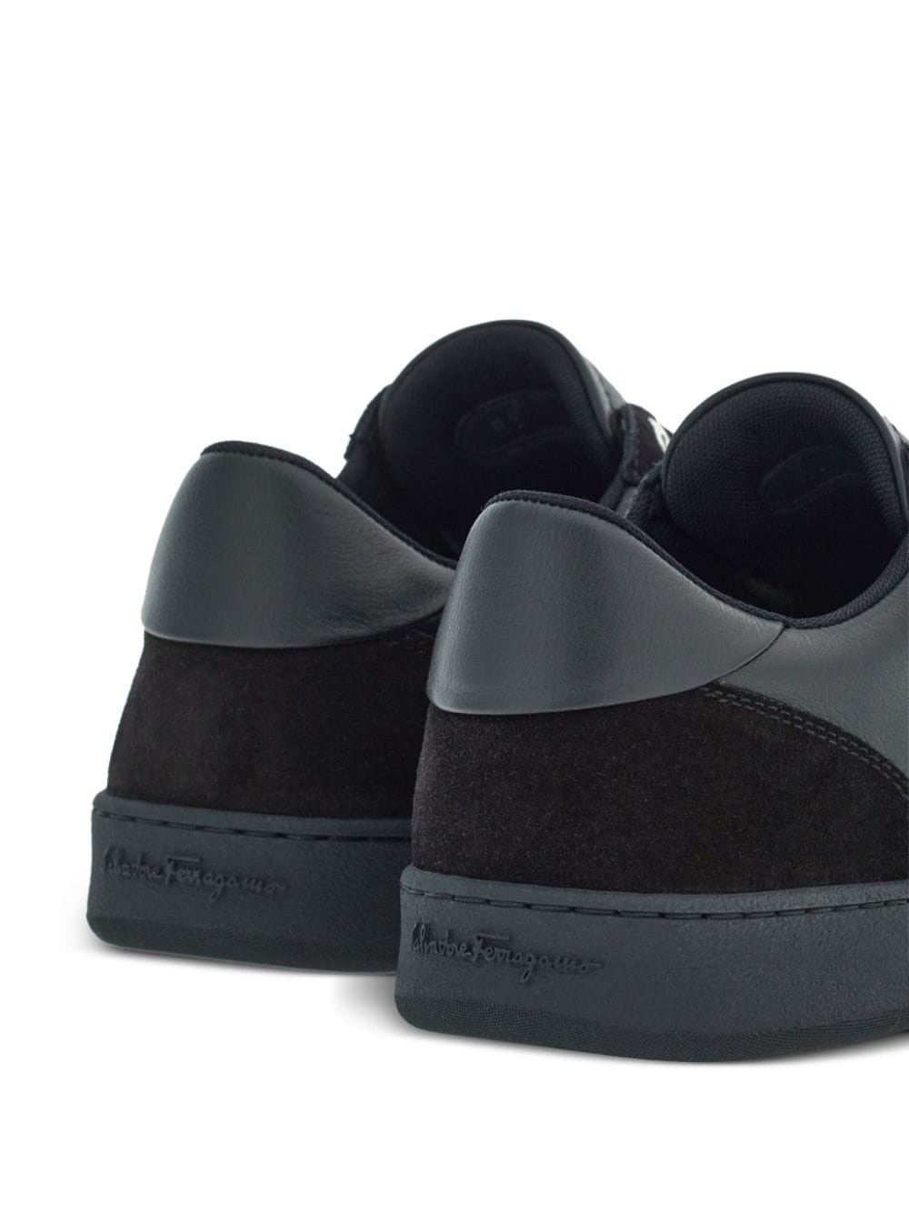 Ferragamo Sneakers Black Outside: Calf Lining: Fabric