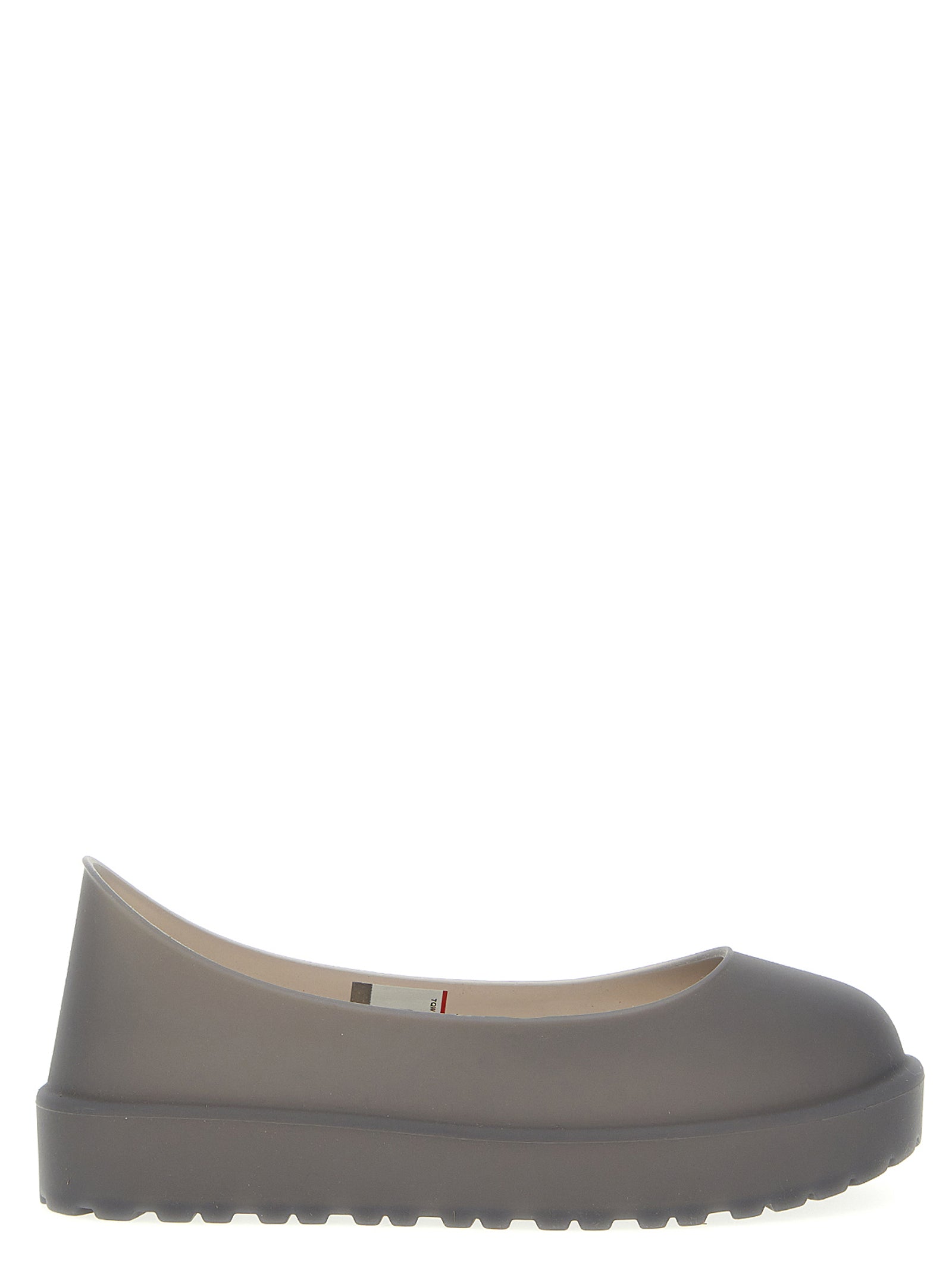 UGG Guard Gray Lifestyle