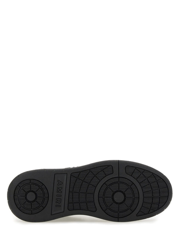 Low-Top Sneakers Black Leather Trainers