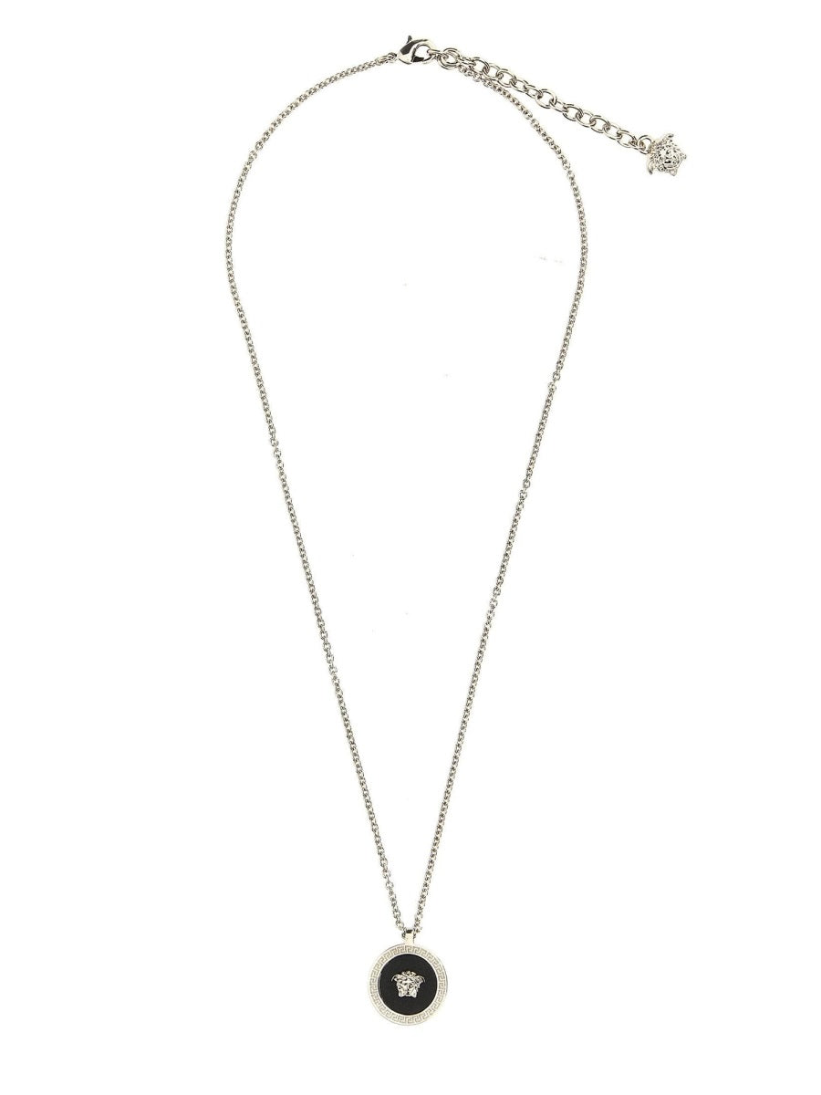 Necklace La Medusa Pendant Gold-Tone Brass Necklaces