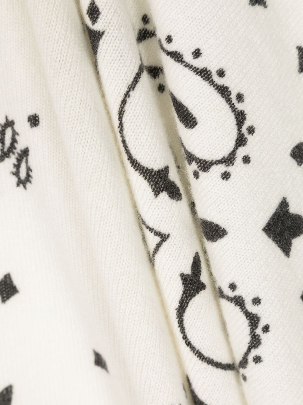 Kujiten Scarfs White