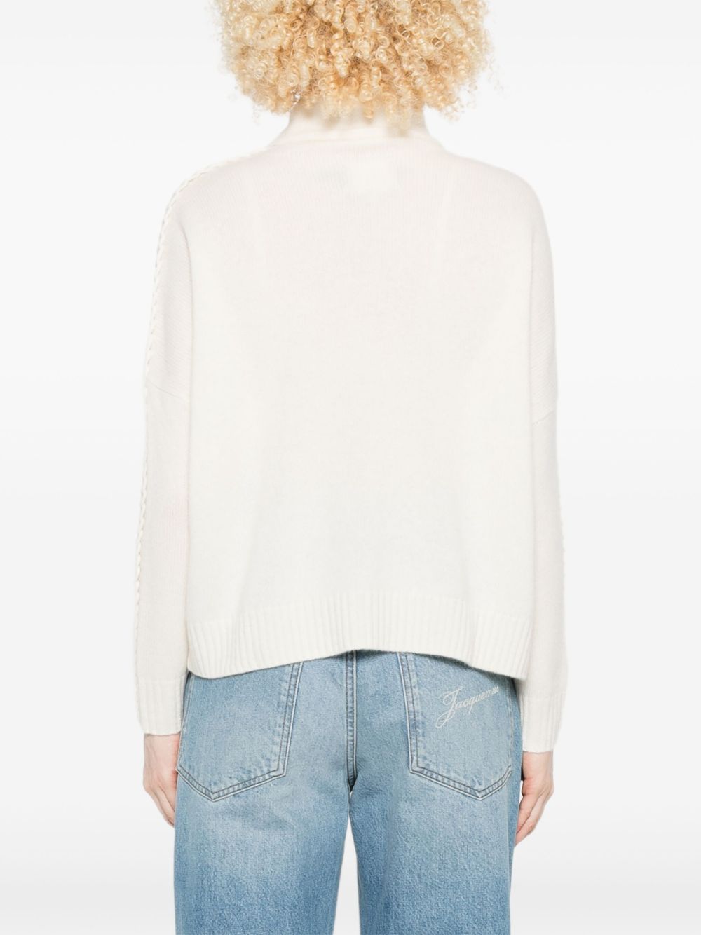 Kujiten Sweaters White