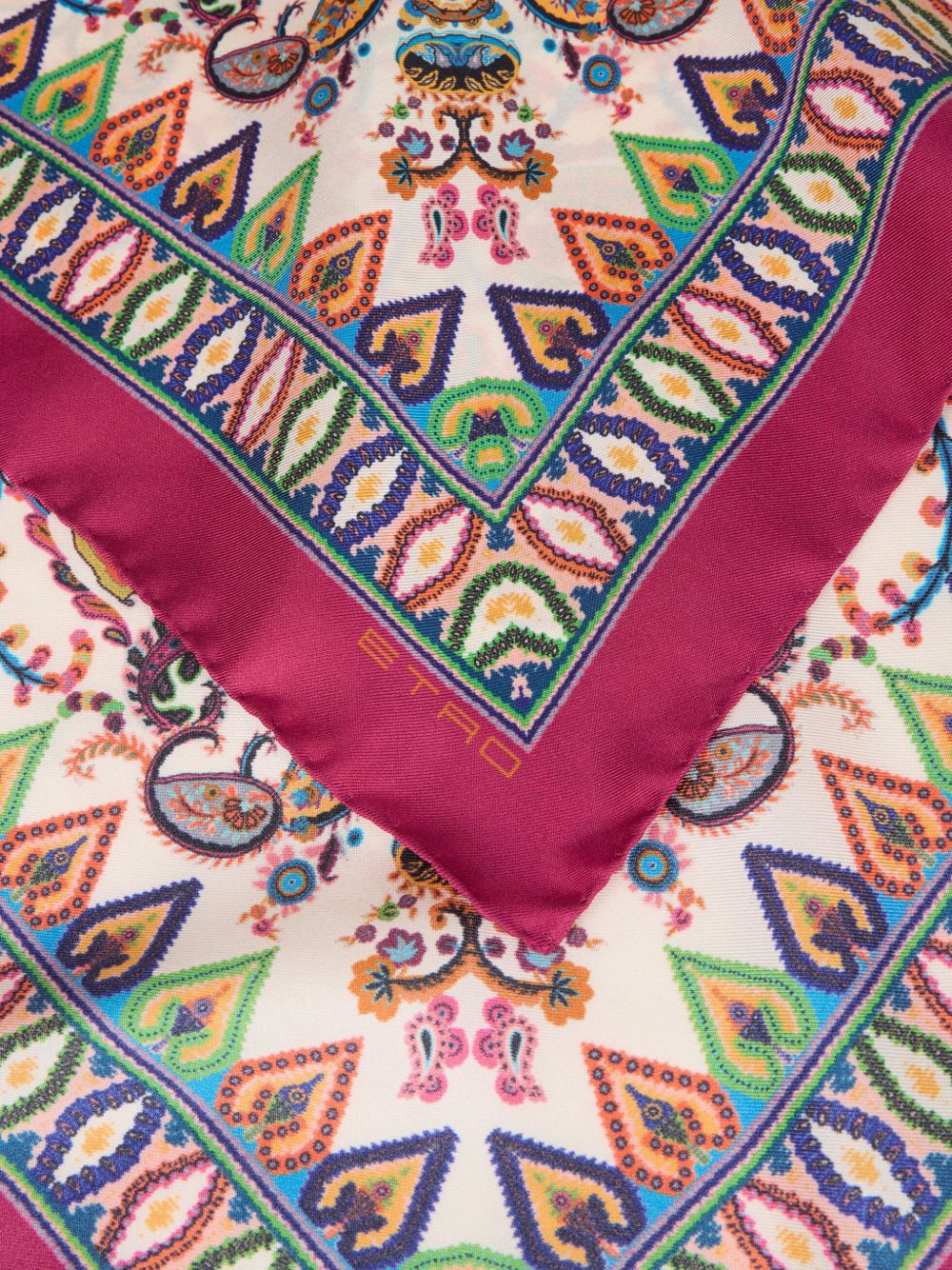 Etro Scarfs Fuchsia