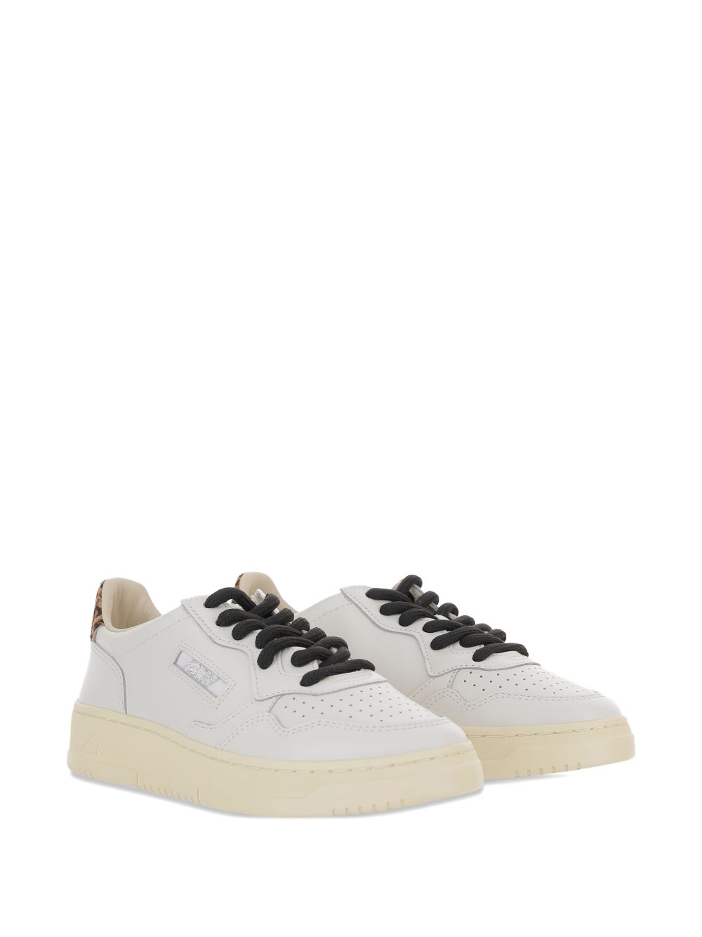 AUTRY Flat shoes White