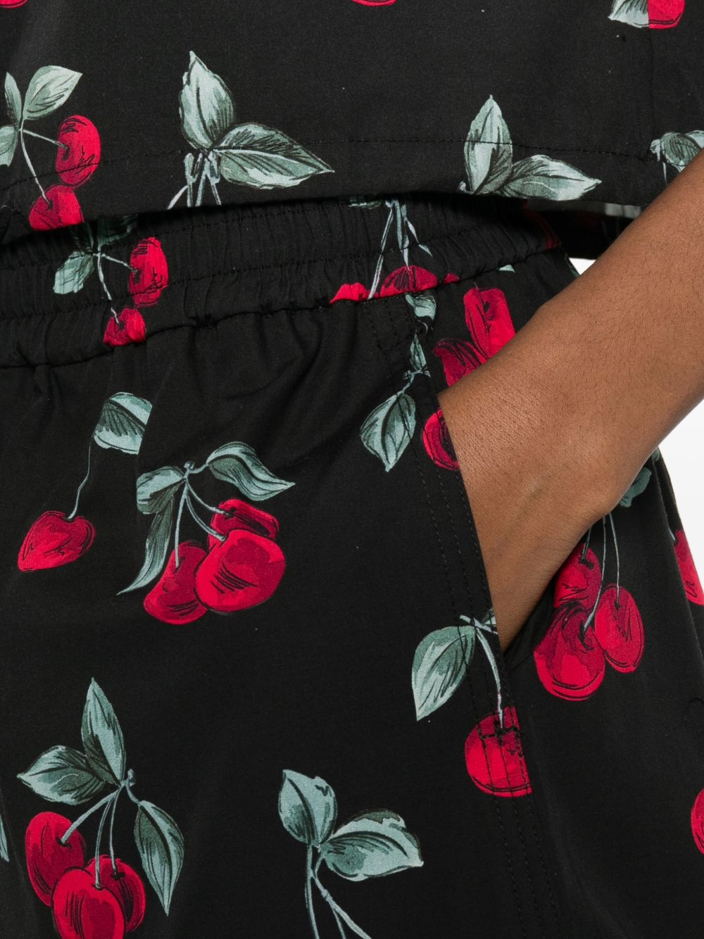 Twin-set Shorts Cherries Allover Black/red