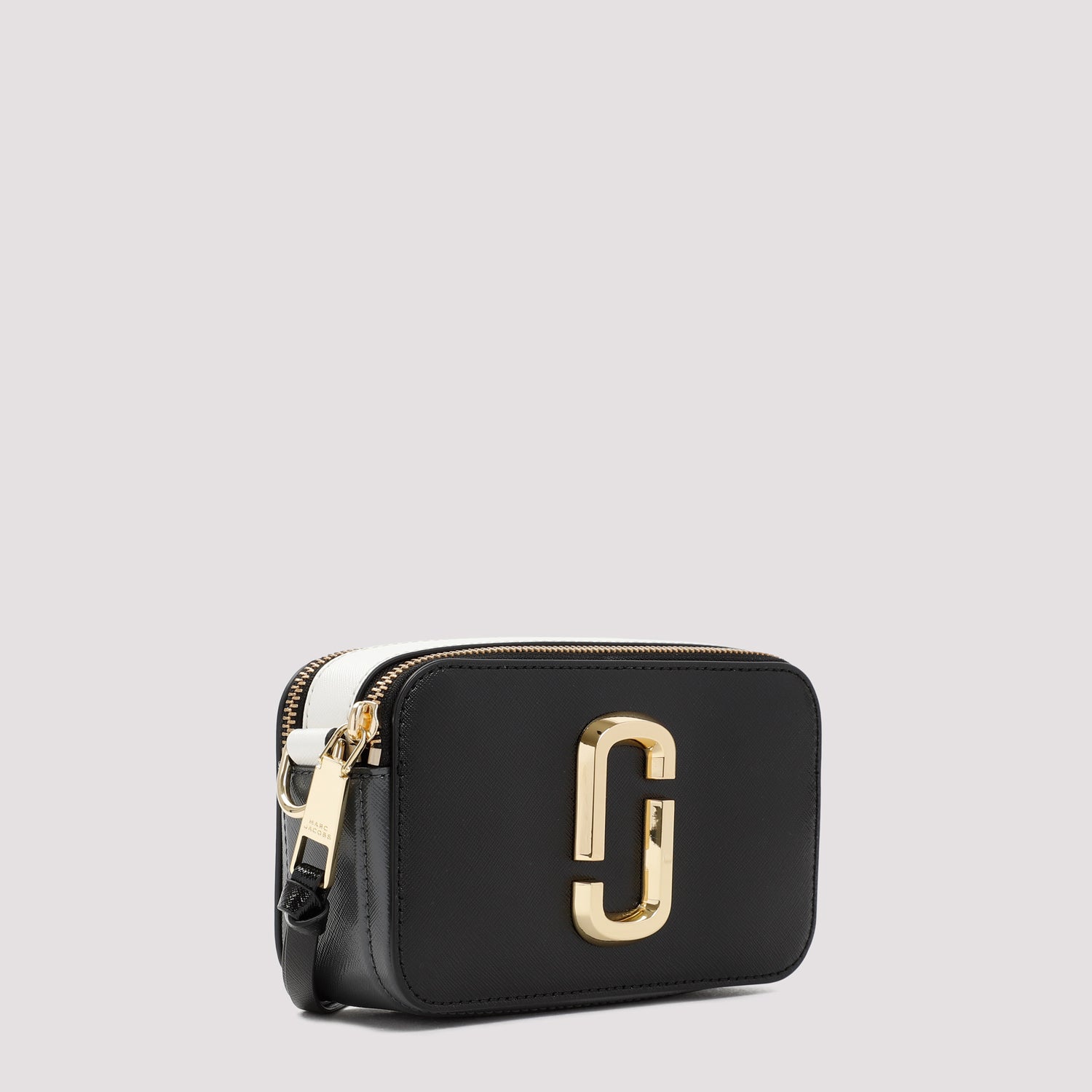 The Snapshort Shoulder Bag Black Split Cow Leather