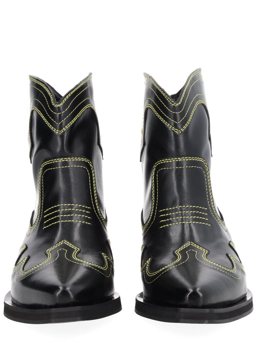 Low Shaft Boot Black Polyurethane